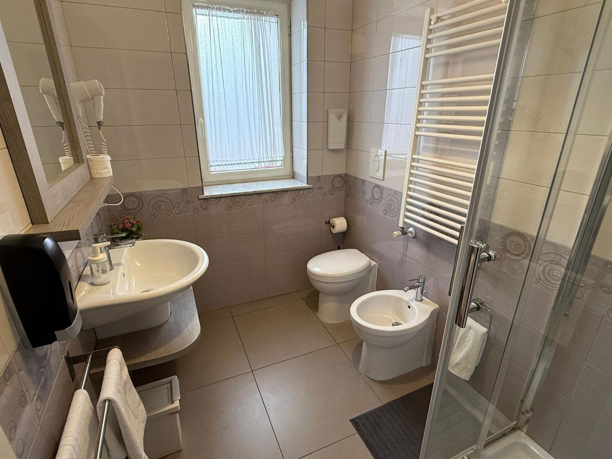 Bed And Breakfast Aereoparking Naples Luaran gambar